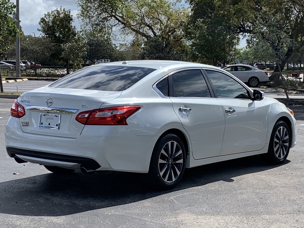 In-Network Pre-Owned 2017 Nissan Altima 2.5 SL FWD 4D Sedan