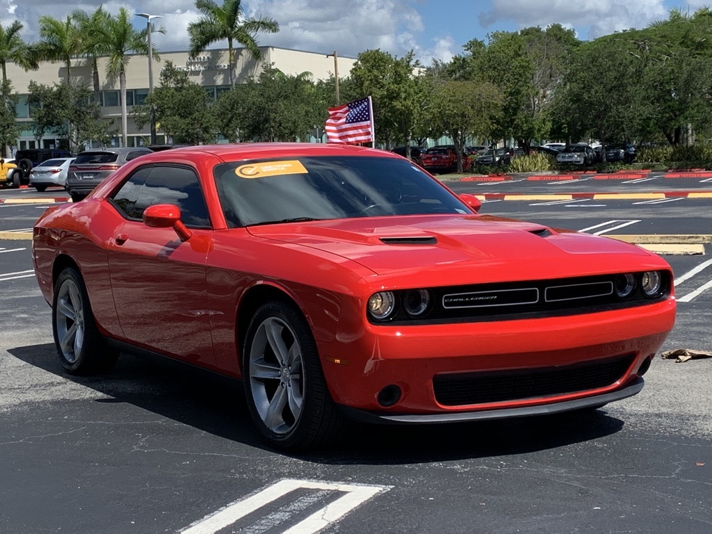 In-Network Pre-Owned 2015 Dodge Challenger SXT RWD 2D Coupe