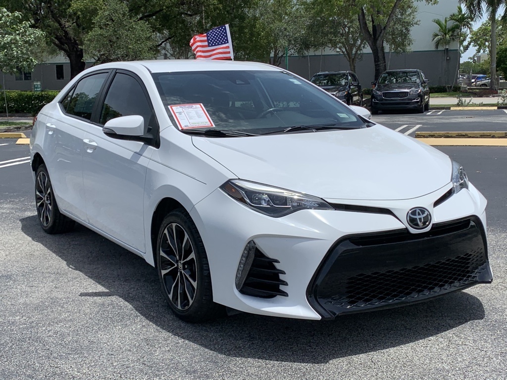 In-Network Pre-Owned 2017 Toyota Corolla SE FWD 4D Sedan