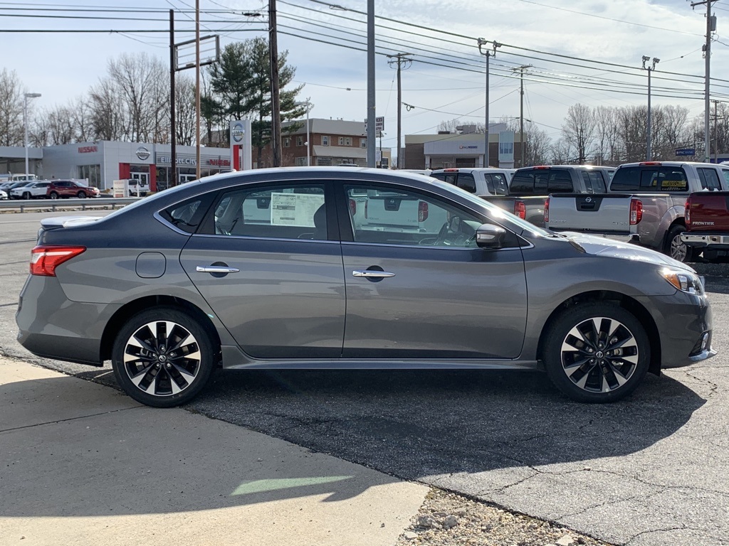 New 2019 Nissan Sentra SR FWD 4D Sedan