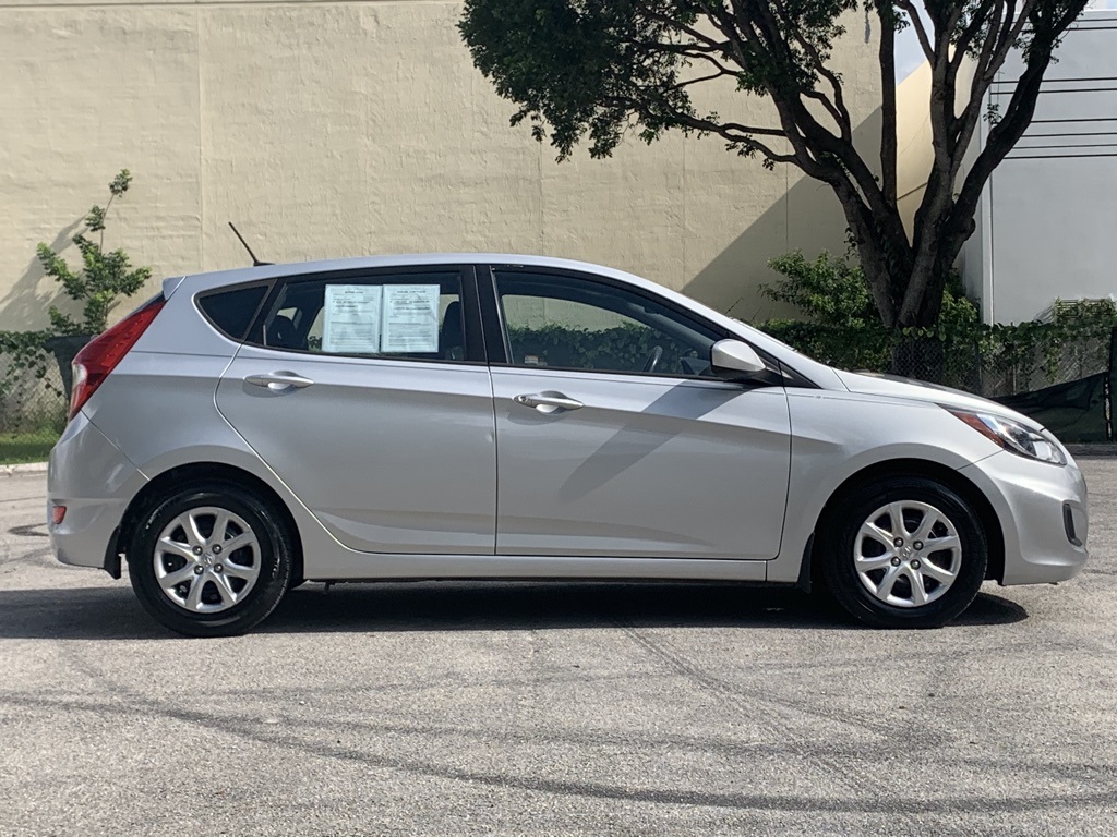In-Network Pre-Owned 2013 Hyundai Accent GS FWD 4D Hatchback