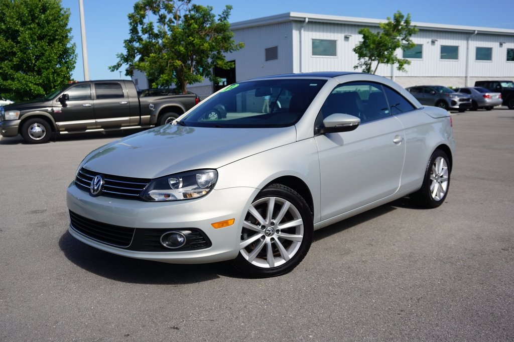 In-Network Pre-Owned 2012 Volkswagen Eos Komfort Edition FWD 2D Convertible